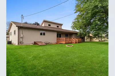 1378  Irving Cir, Manitowoc, WI 54220 - Photo 23