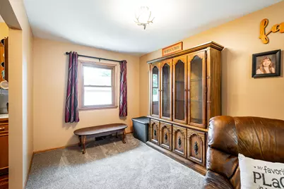 1614 N Lakeview Ave, Port Washington, WI 53074 - Photo 3