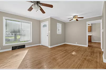 4913 N 74th St, Milwaukee, WI 53218 - Photo 5