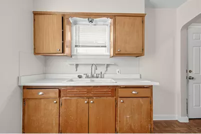 4913 N 74th St, Milwaukee, WI 53218 - Photo 9