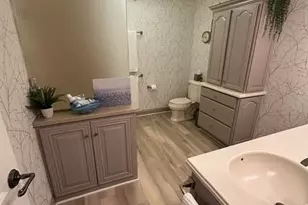 1660 N Prospect Ave, Milwaukee, WI 53202 - Photo 31
