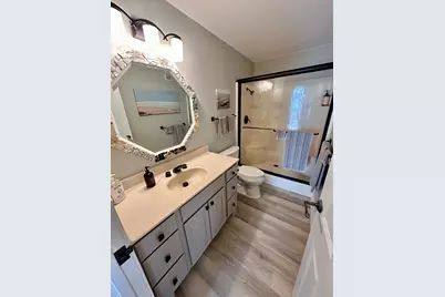 1660 N Prospect Ave #2407, Milwaukee, WI 53202 - Photo 35