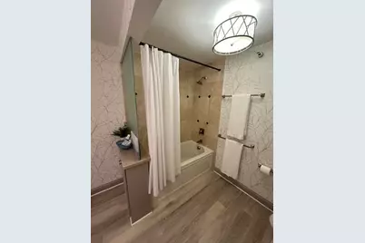 1660 N Prospect Ave #2407, Milwaukee, WI 53202 - Photo 33