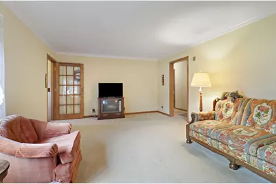 6536  Pershing Blvd, Kenosha, WI 53142 - Photo 5