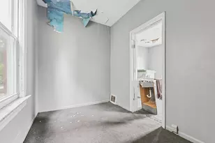 3028 N Holton St, Milwaukee, WI 53212 - Photo 9