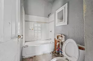 3028 N Holton St, Milwaukee, WI 53212 - Photo 21