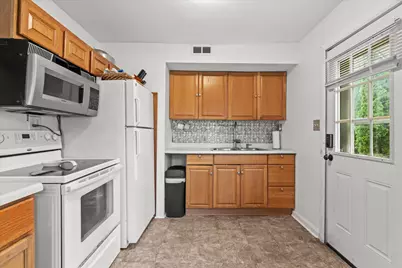 1405  17th Ave, South Milwaukee, WI 53172 - Photo 3