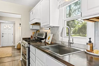 11100 W Wells St, Wauwatosa, WI 53226 - Photo 11
