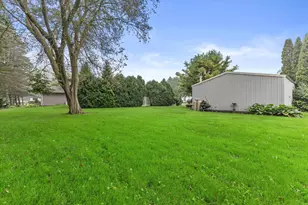 5211 Charles St, Racine, WI 53402 - Photo 55