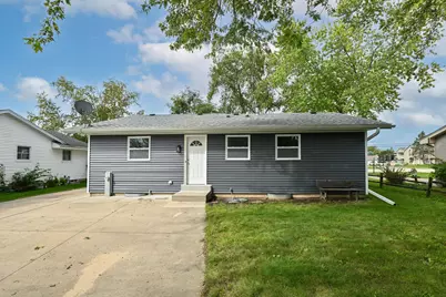 6901  Middle Rd, Racine, WI 53402 - Photo 27