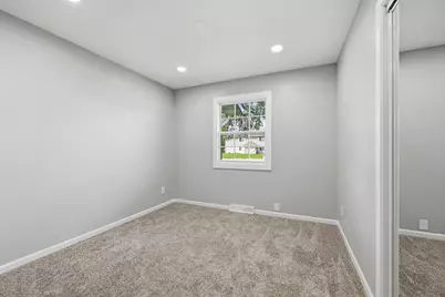 6901  Middle Rd, Racine, WI 53402 - Photo 17