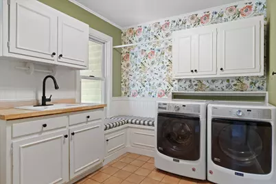 2237  Washington Ave, Cedarburg, WI 53012 - Photo 19