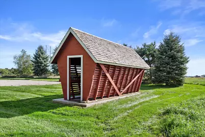 2237  Washington Ave, Cedarburg, WI 53012 - Photo 93