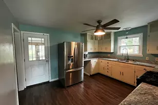 340 Maple Ave, Juneau, WI 53039 - Photo 19