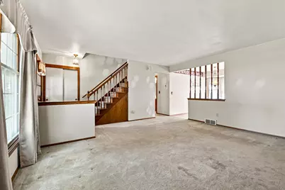 928 S 111th Pl, West Allis, WI 53214 - Photo 9