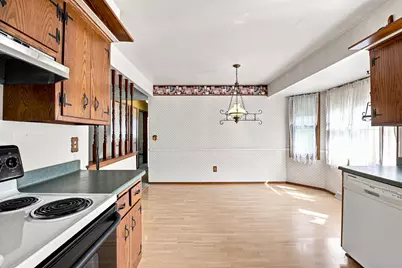 928 S 111th Pl, West Allis, WI 53214 - Photo 17