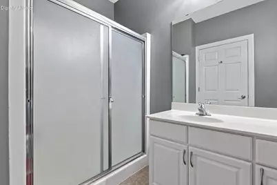 1052  Bedford Ct #201, Racine, WI 53406 - Photo 17