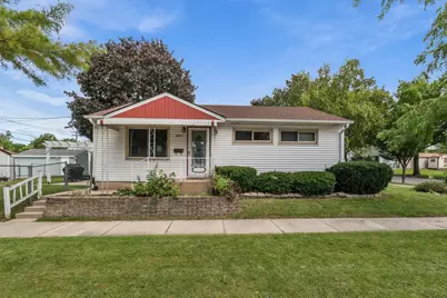 5400 W Ohio Ave, Milwaukee, WI 53219 - Photo 1