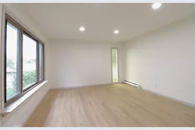 8693 N 73rd St, Milwaukee, WI 53223 - Photo 3