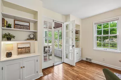 5075 N Berkeley Blvd, Whitefish Bay, WI 53217 - Photo 23