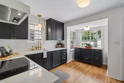 5075 N Berkeley Blvd, Whitefish Bay, WI 53217 - Photo 17