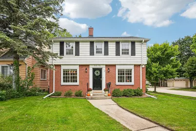 5075 N Berkeley Blvd, Whitefish Bay, WI 53217 - Photo 1