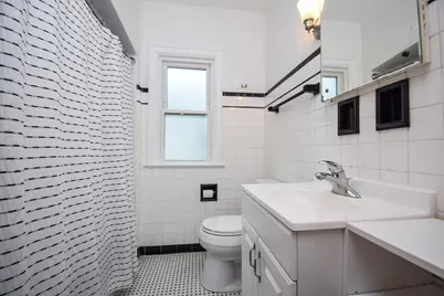 2941 N 75th St, Milwaukee, WI 53210 - Photo 13