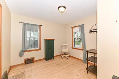 2425 S 63rd St, West Allis, WI 53219 - Photo 19