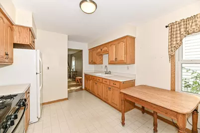 2425 S 63rd St, West Allis, WI 53219 - Photo 11