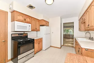 2425 S 63rd St, West Allis, WI 53219 - Photo 13