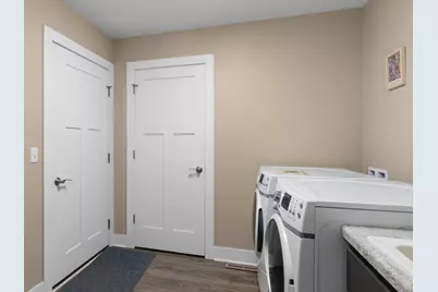 4035  Spring Ct #1, Sheboygan, WI 53083 - Photo 29