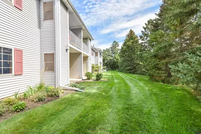 2074  Pine Ridge Ct #G, Grafton, WI 53024 - Photo 21