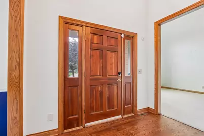 3590  Nassau Dr, Brookfield, WI 53045 - Photo 11