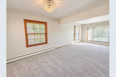 8706 W Courtland Ave, Milwaukee, WI 53225 - Photo 13