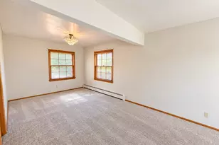 8706 W Courtland Ave, Milwaukee, WI 53225 - Photo 11