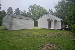 1720 Menasha Ave, Manitowoc, WI 54220 - Photo 17