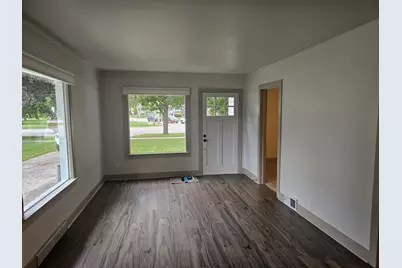 1720  Menasha Ave, Manitowoc, WI 54220 - Photo 5