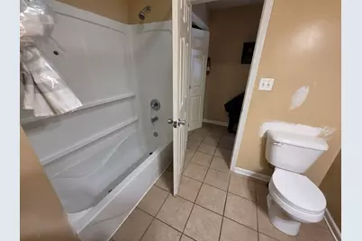 2157 S 14th St, Milwaukee, WI 53215 - Photo 15