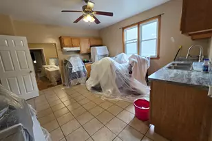 2157 S 14th St, Milwaukee, WI 53215 - Photo 9