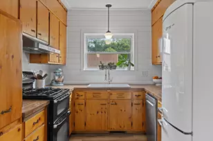 409 W Clark St, Jefferson, WI 53549 - Photo 9