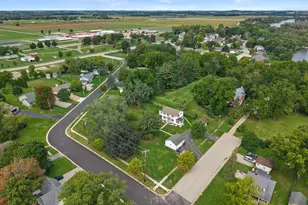 409 W Clark St, Jefferson, WI 53549 - Photo 39