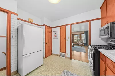 N85W16159  Appleton Ave, Menomonee Falls, WI 53051 - Photo 13