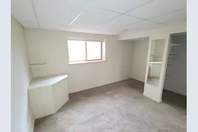 1231  School Dr, Waukesha, WI 53189 - Photo 17
