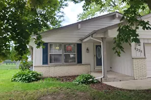 1231 School Dr, Waukesha, WI 53189 - Photo 1