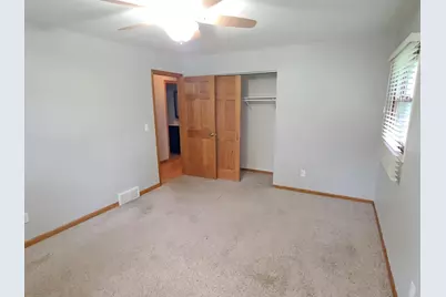 1231  School Dr, Waukesha, WI 53189 - Photo 15