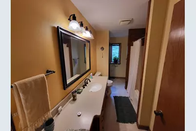 5155  Sunrise Ridge Trl, Springfield, WI 53562 - Photo 17