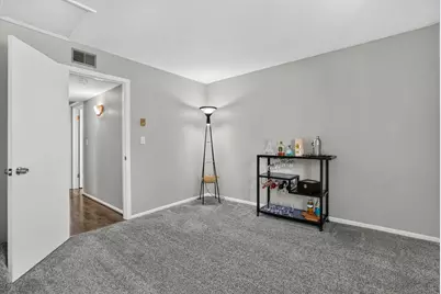 9034 W Lisbon Ave #32, Milwaukee, WI 53222 - Photo 25