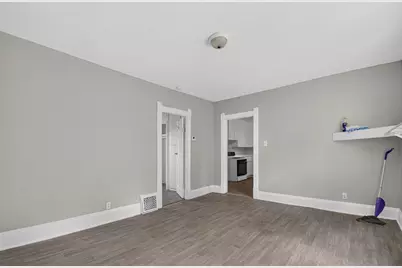 5711  18th Ave, Kenosha, WI 53140 - Photo 5