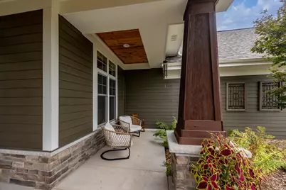 S84W33185  Brown Bear Ln, Mukwonago, WI 53149 - Photo 7