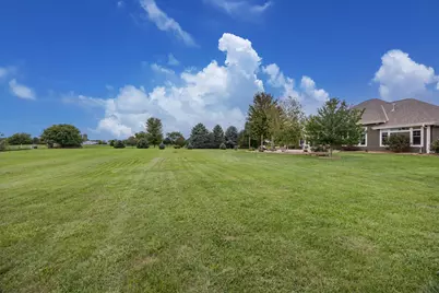 S84W33185  Brown Bear Ln, Mukwonago, WI 53149 - Photo 65